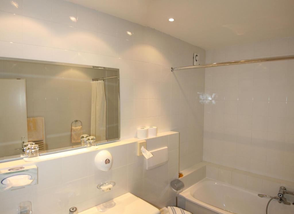Hotel Am Hang Soprabolzano Pokoj fotografie
